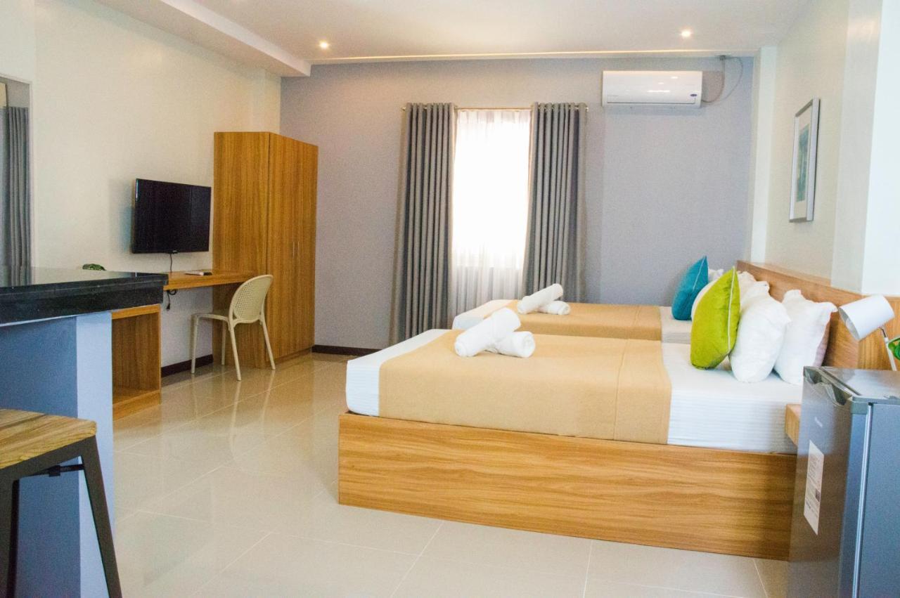 Elti Suites By Bluebookers Ángeles Exterior foto